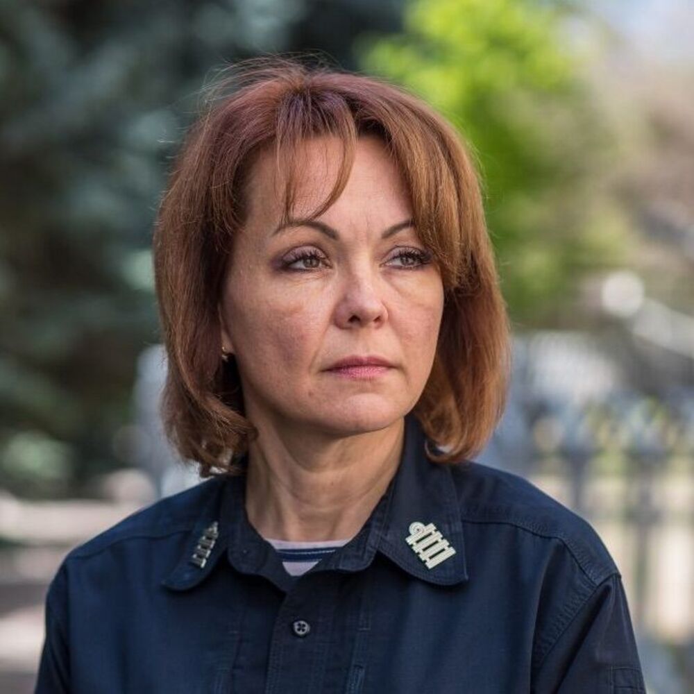 Әйелі күйеуіне ғашығының мүшесін соруды бұйырды. Порно серальио