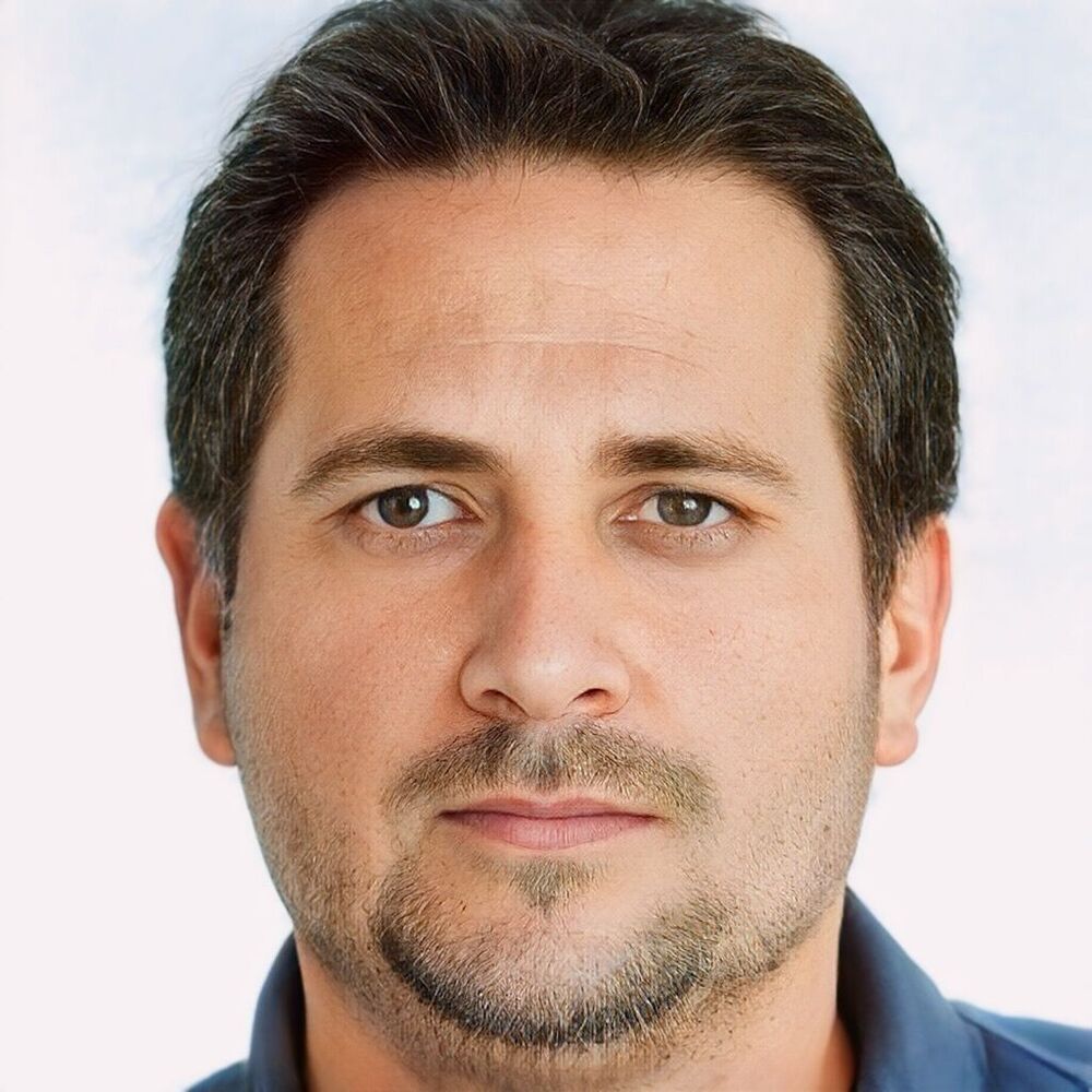 Дмитрий Слободяник