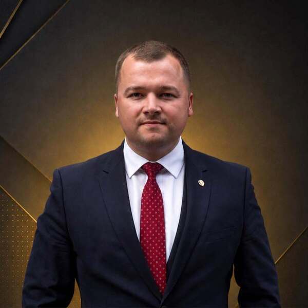 Александр Абакумов